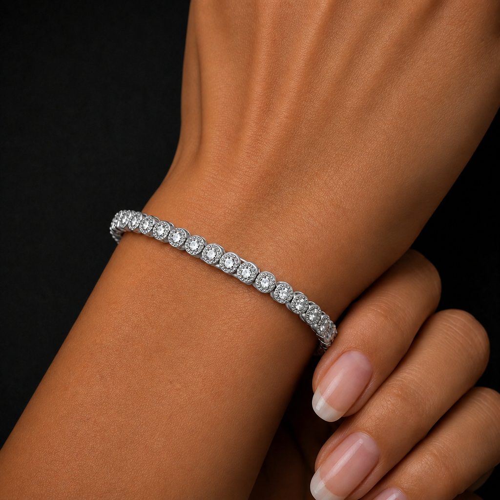 Moissanite Circle Link Bracelet