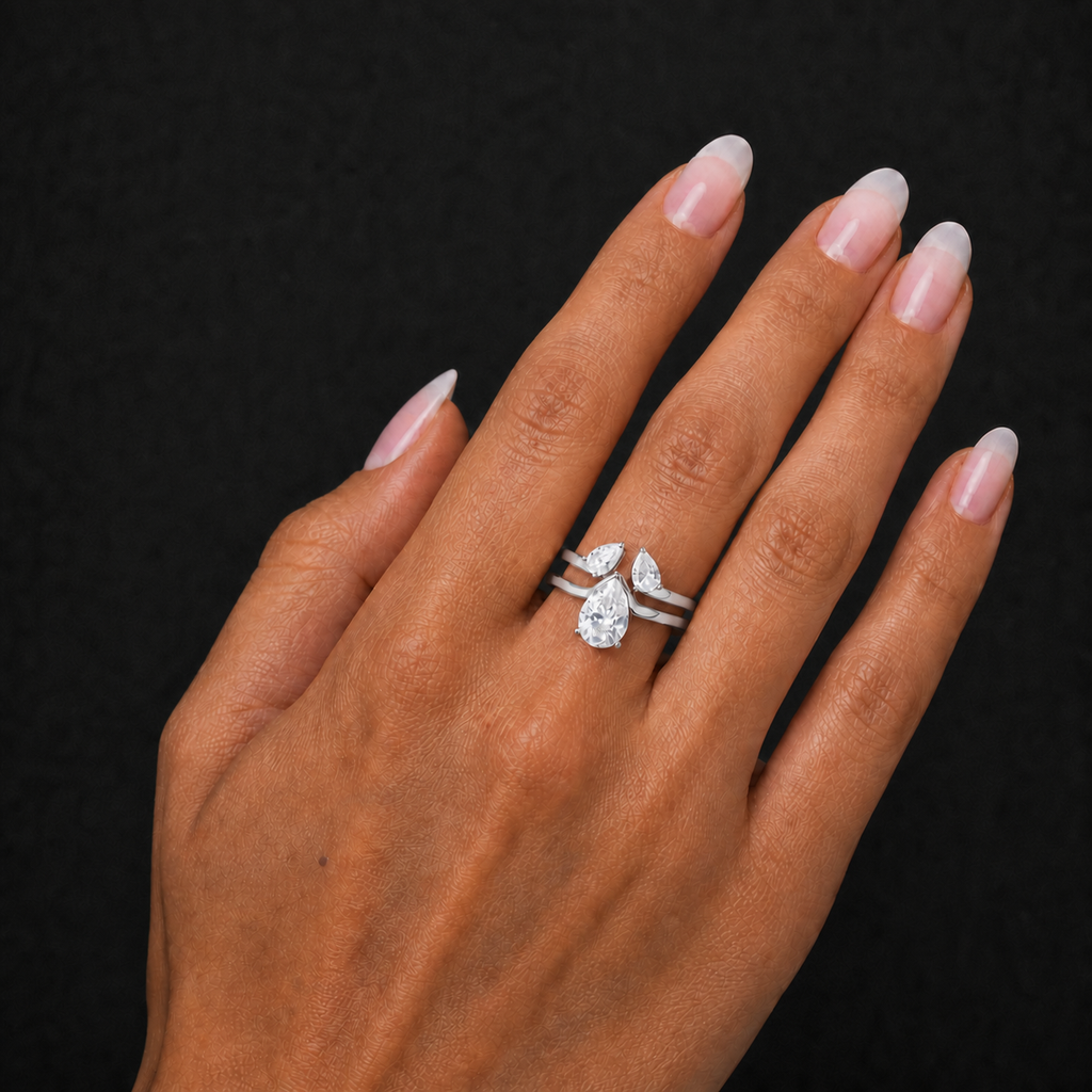 Moissanite Teardrop Ring Set