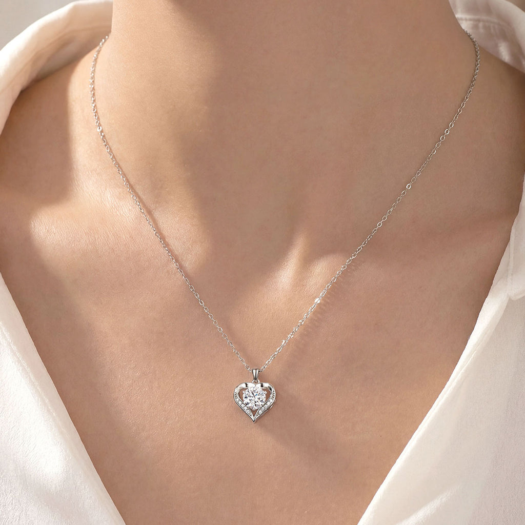 Moissanite Heart Openwork Necklace