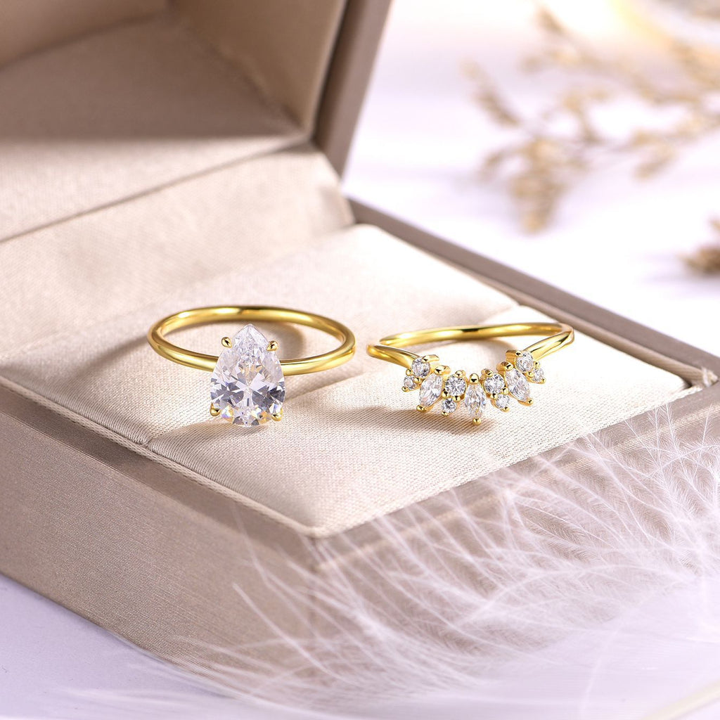 Moissanite Pear Ring Set
