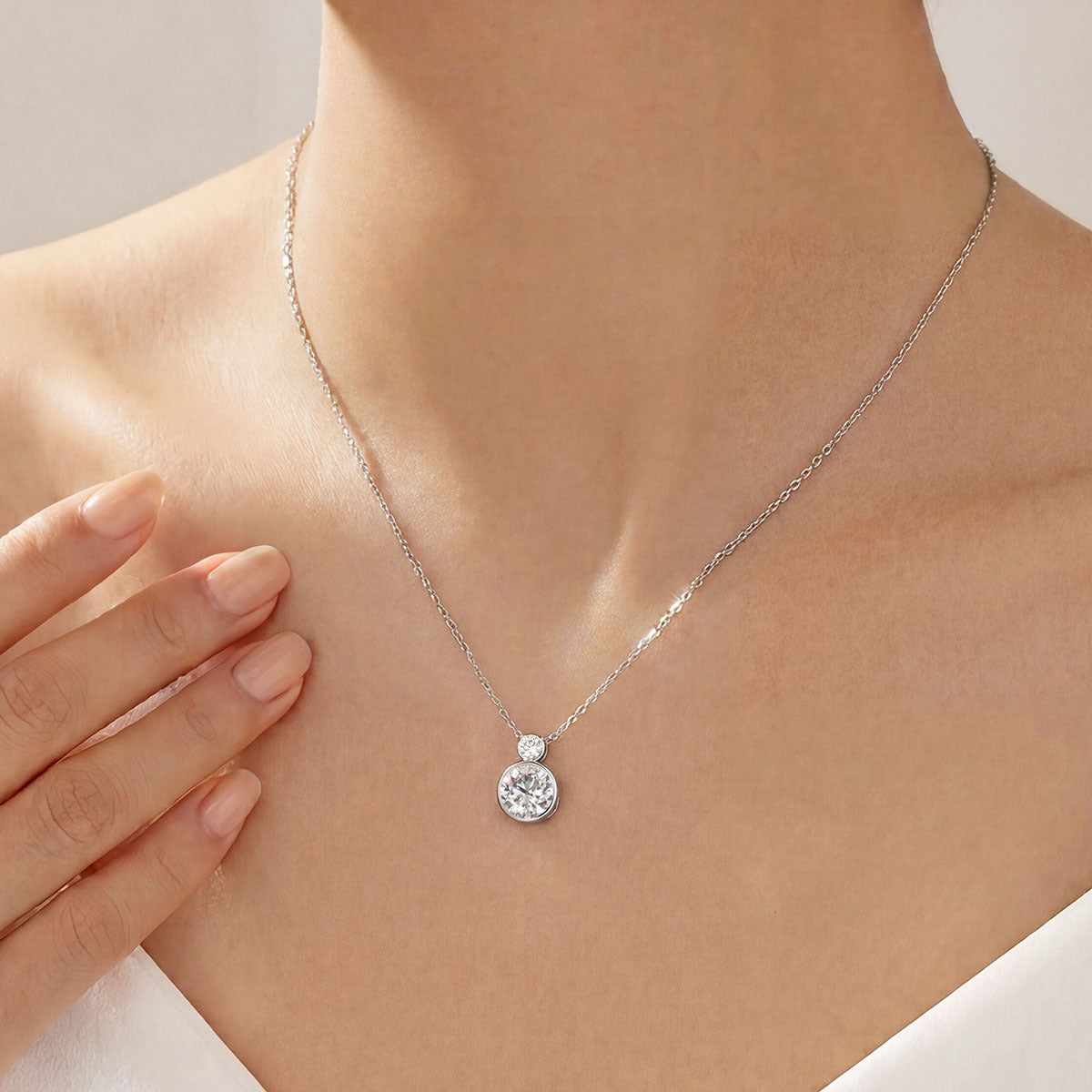 Moissanite Double Bezel Necklace